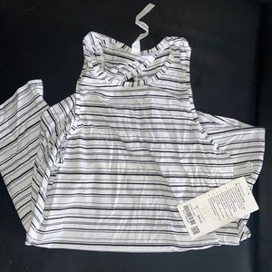 NWT LULULEMON MULTI WEAR TANK